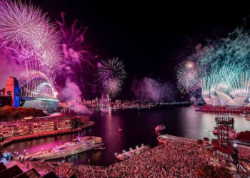 Experience Fireworks from Unique Vantage Points on Sydney Harbour, With NYE Boat Hire Sydney Harbour